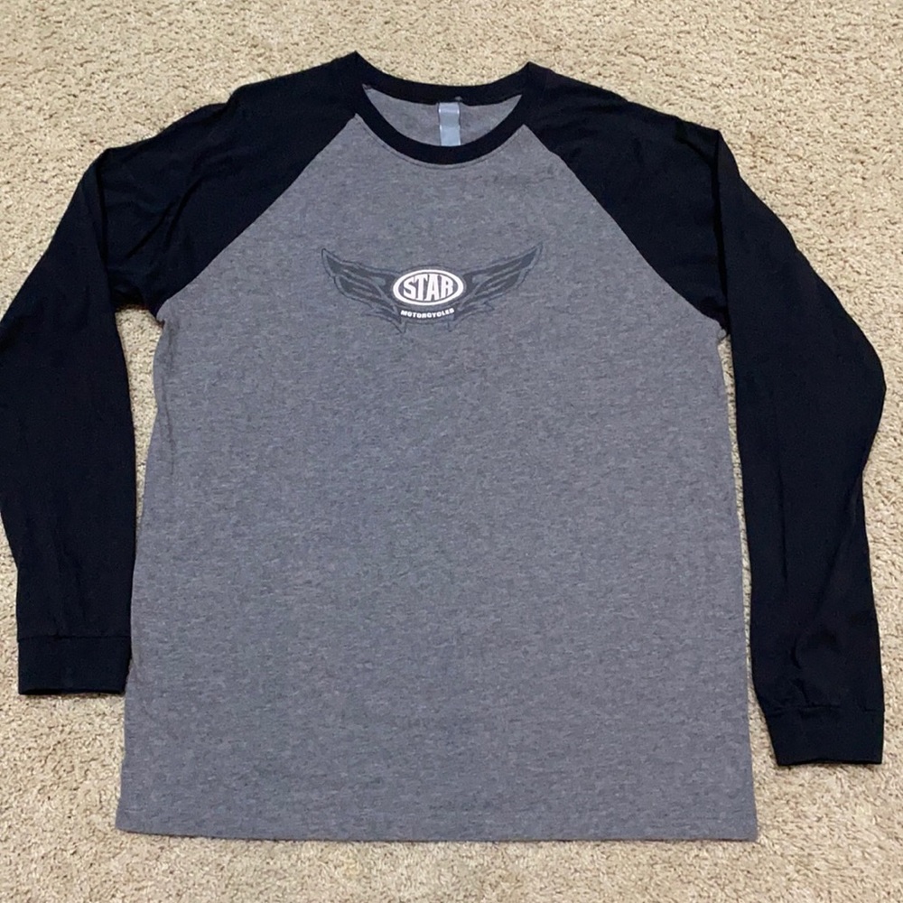 MENS XLARGE VSTAR MOTORCYCLE TSHIRT WORN ONCE SMOKE FREE & PET FREE HOME